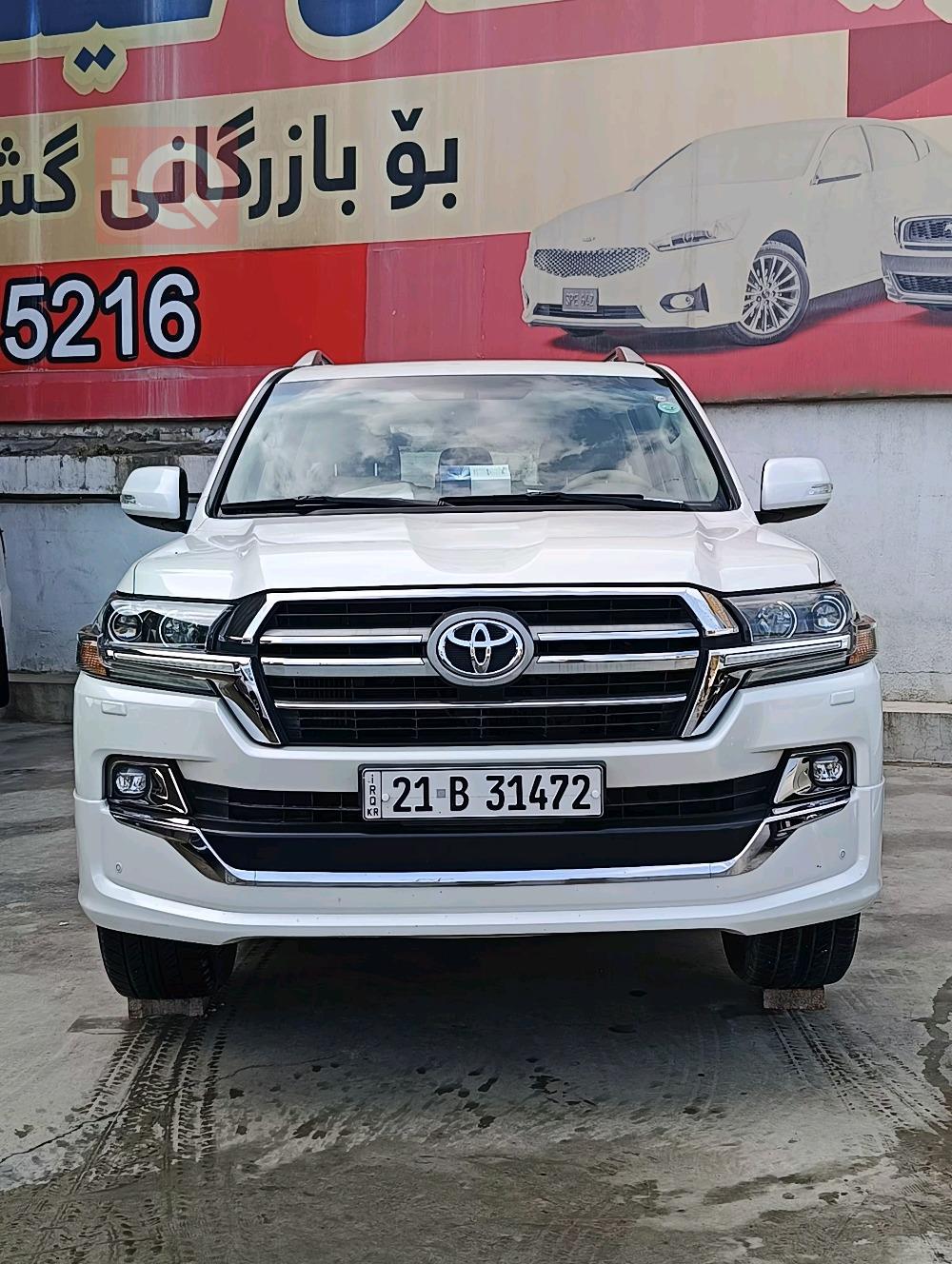 تويوتا لاندكروزر